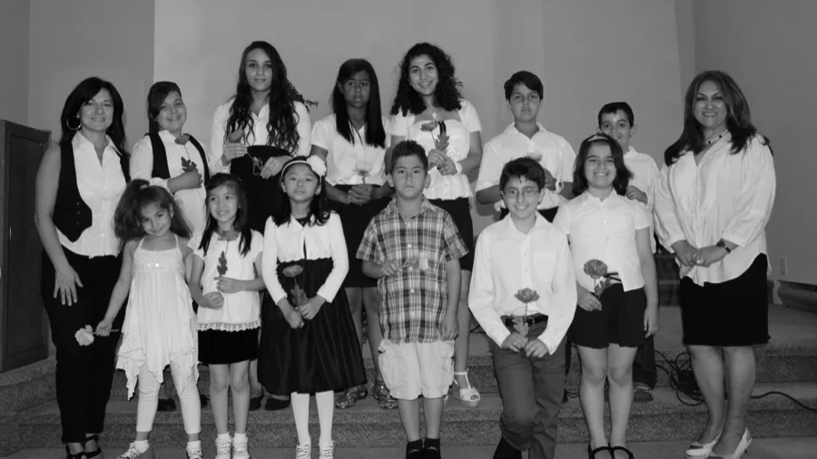 Anahit School of Music full class photo
